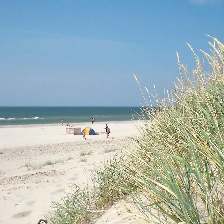 Nine-bedroom Holiday In 2 Dom wakacyjny Blåvand