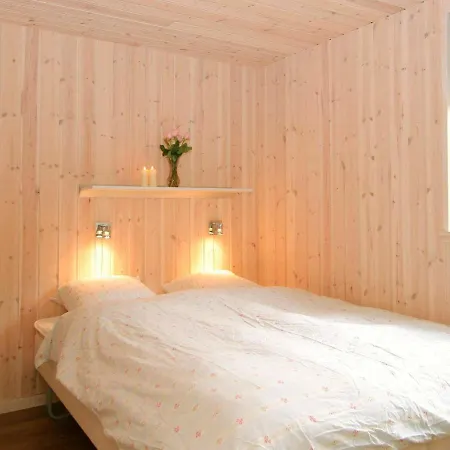 Nine-bedroom Holiday In 2 Dom wakacyjny Blåvand